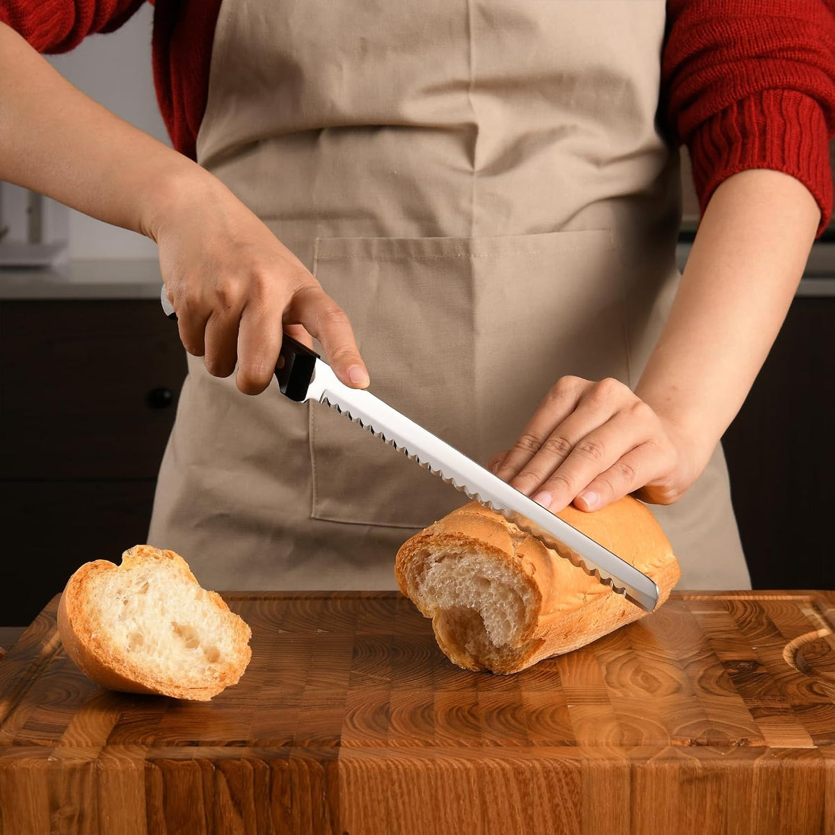Serrated Bread Knife, Premium Stainless Steel Wavy Edge Kitchen Knife, Ultra Sharp Non-Stick Cutting Blade with Ergonomic Handle, Multipurpose Kitchen Cutlery for Slicing Bread Cake Pastry
