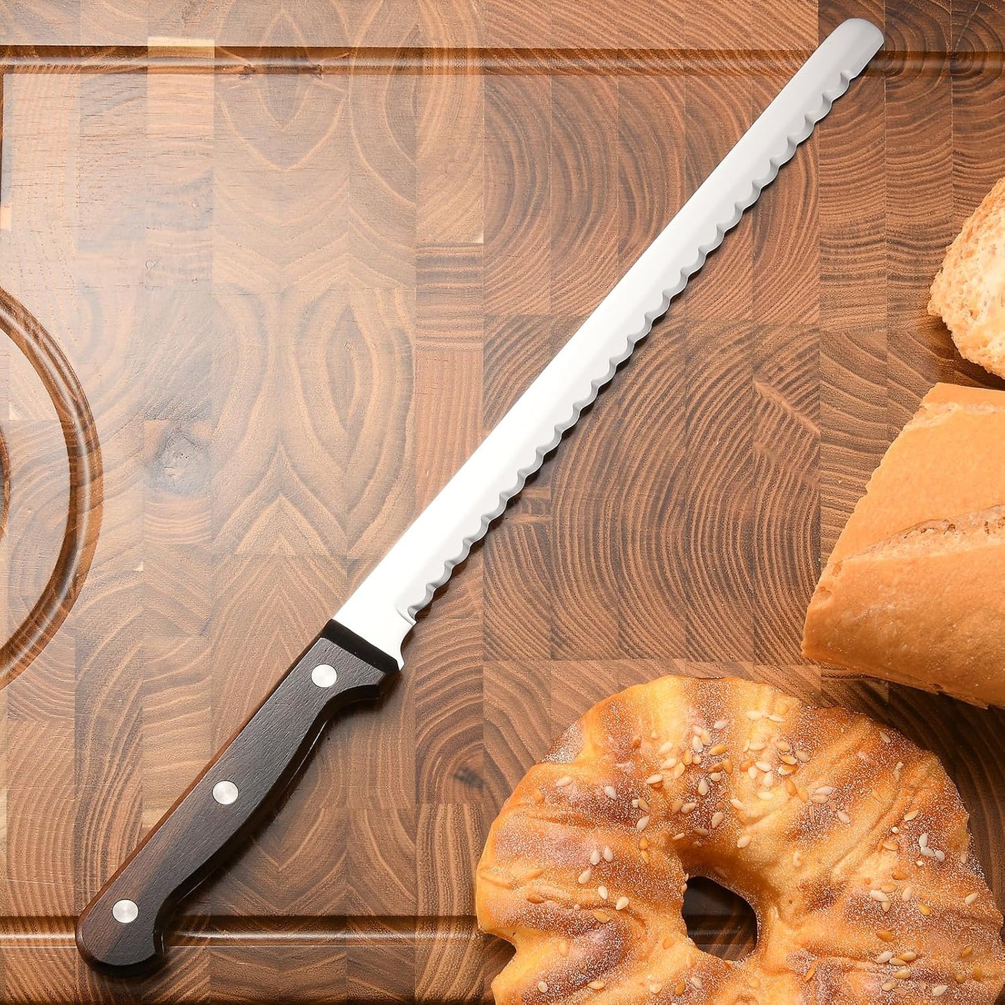 Serrated Bread Knife, Premium Stainless Steel Wavy Edge Kitchen Knife, Ultra Sharp Non-Stick Cutting Blade with Ergonomic Handle, Multipurpose Kitchen Cutlery for Slicing Bread Cake Pastry